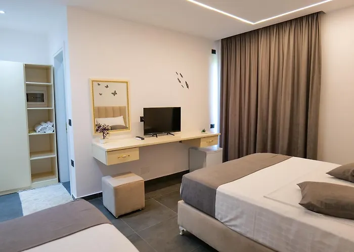 Celaj Hotel 3*